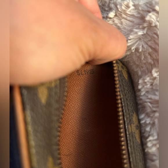 ✨Sale✨❤️ Authentic Vintage Louis Vuitton Monogram AB Danube Crossbody Bag - Picture 13 of 16